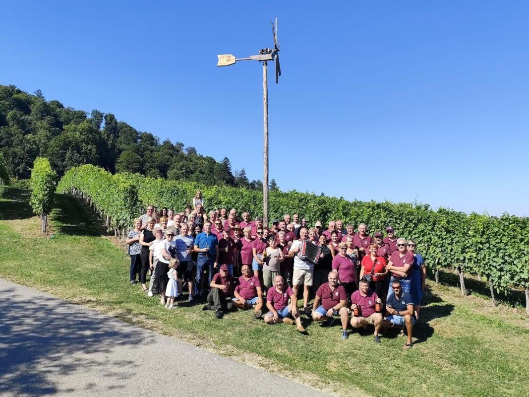 Postavitev društvenega klopotca 2025_9.8.